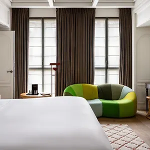 Experimental Marais Otel